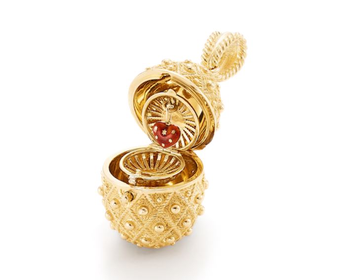 Yanes presenta su flamante colección de joyas para este año 2025