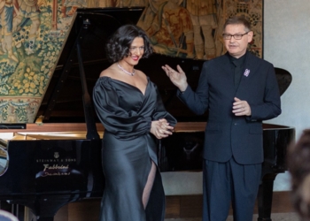 La Maison Cartier y el mejor piano, a orillas del lago Como