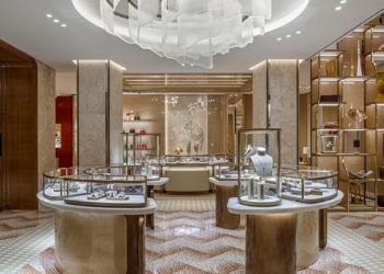 La joyería Cartier via Montenapoleone reabre en Milán