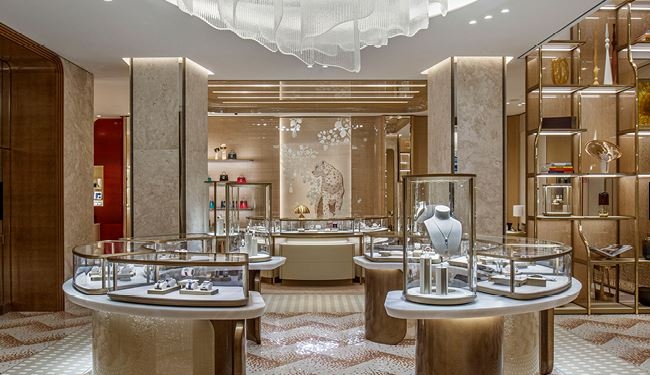 La joyería Cartier via Montenapoleone reabre en Milán