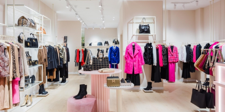 Lola Casademunt abre en Oviedo su primera tienda