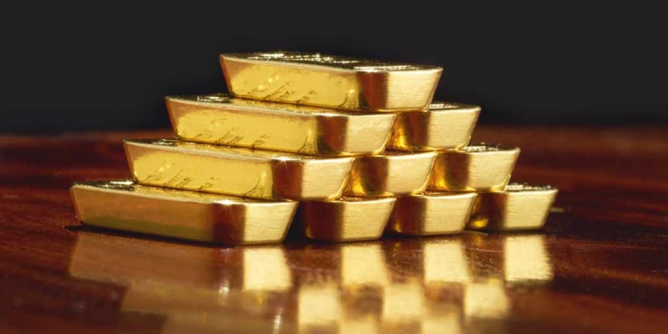 Antes de invertir, analice las diferencias entre oro físico y ‘oro papel’