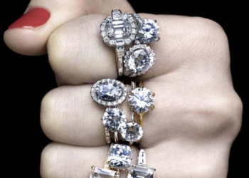 Tirón de orejas a un productor de diamantes sintéticos