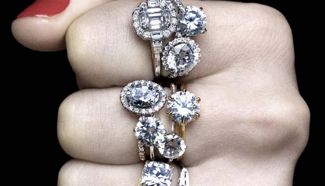 Tirón de orejas a un productor de diamantes sintéticos