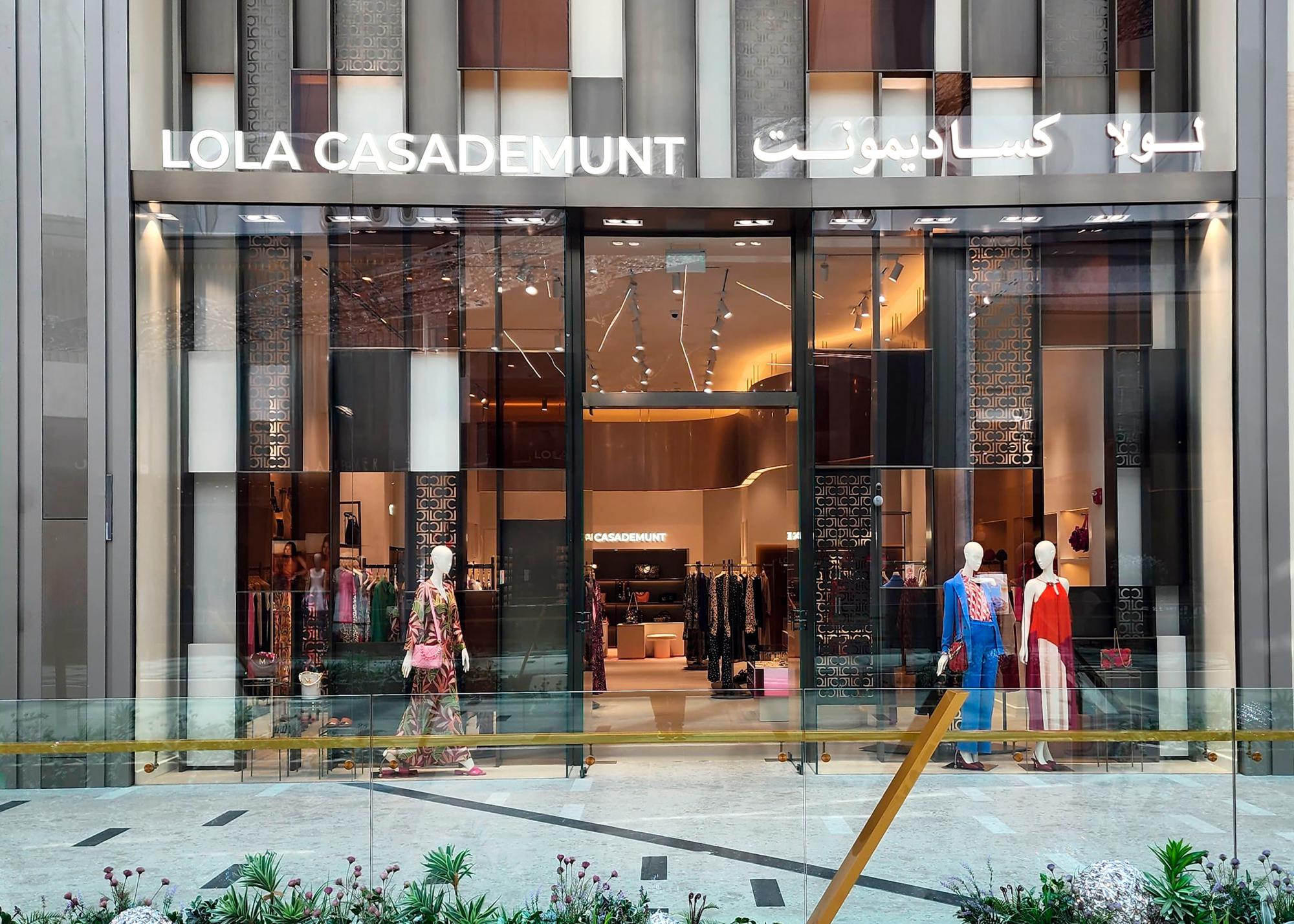 Lola Casademunt abre nueva tienda en Arabia Saudí