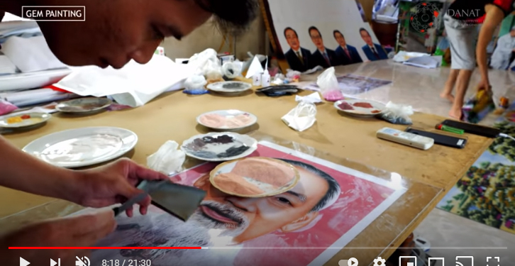 Más allá de las gemas en Tailandia y Vietnam: Gem painting