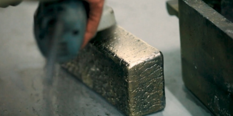 Azerbaiyán trabaja contra la economía sumergida del oro y la plata