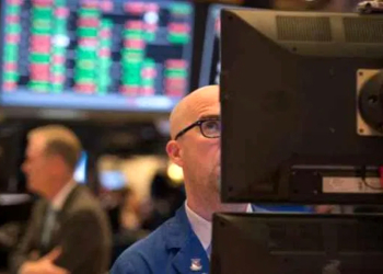 El oro rompe la barrera de los 1.800 euros y enfila su máximo histórico