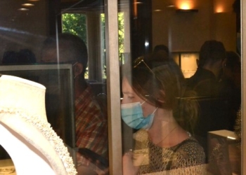 Graduados joyeros reciben por fin sus diplomas de JORGC