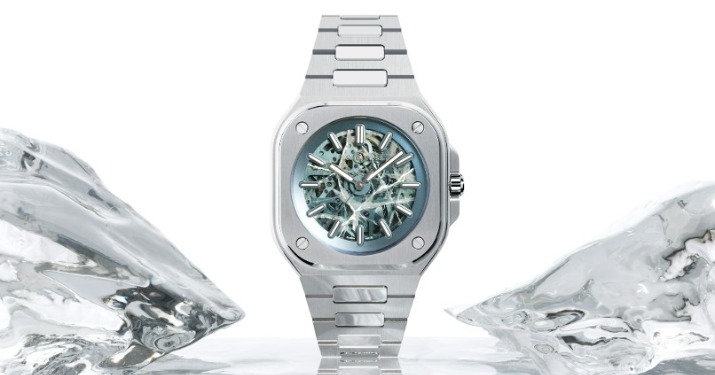 BR-05 Skeleton Arctic Blue se inspira en el Polo Norte