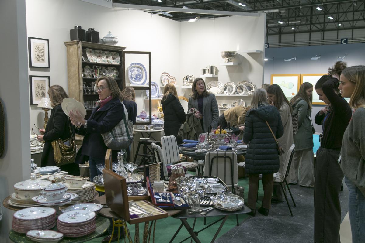 Antik Almoneda celebra hoy su jornada de puertas abiertas con acceso gratuito