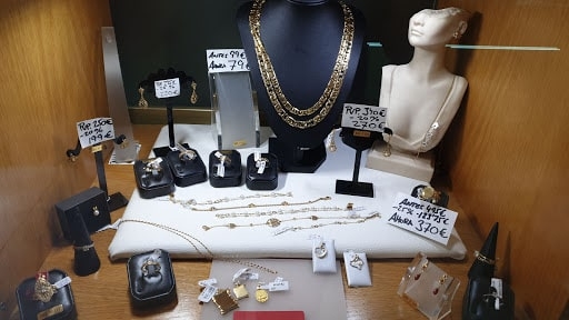 El gasto medio de los españoles en rebajas alcanza los 313 euros, un 9% menos