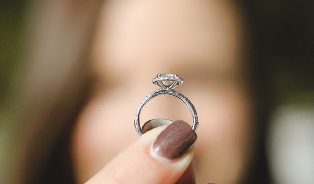 Los minoristas de EE.UU que ya venden diamantes creados llegarán al 50% este año