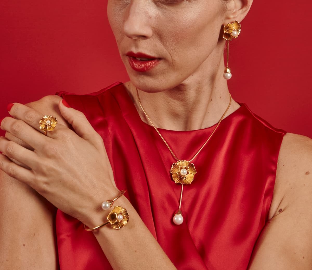 Majorica presenta su nueva colección primaveral Clavelina