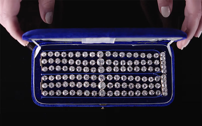 La historia de los brazaletes de María Antonieta