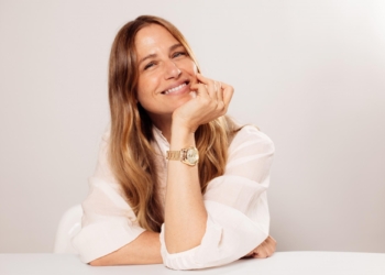 Martina Klein se une a Gerard Butler como nueva embajadora de Festina