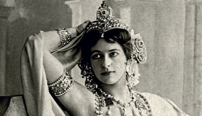 Museo Huis Doorn compra joyería Mata Hari