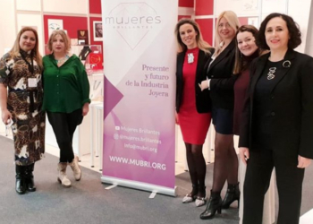 Mujeres Brillantes: Este es un momento para reflexionar y salir de nuestra zona de confort