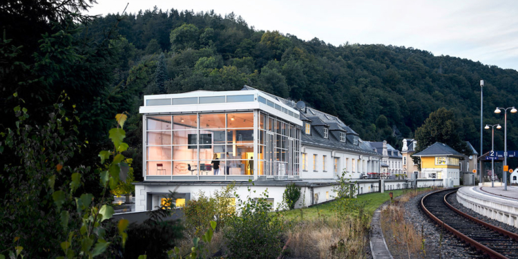 La alemana Nomos celebra los 175 años de actividad