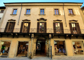 La joyería italiana apuesta todo al digital en la primera mitad de año