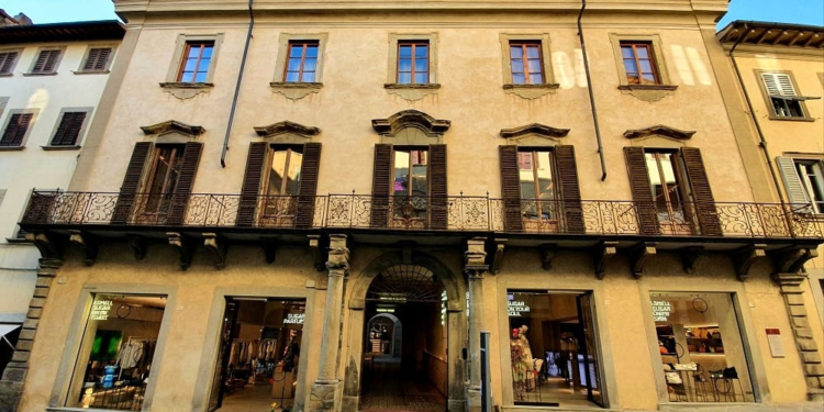 La joyería italiana apuesta todo al digital en la primera mitad de año