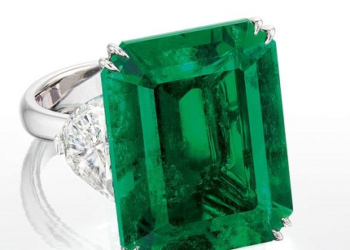 Una esmeralda colombiana de 21,5 quilates supera el millón de dólares en subasta
