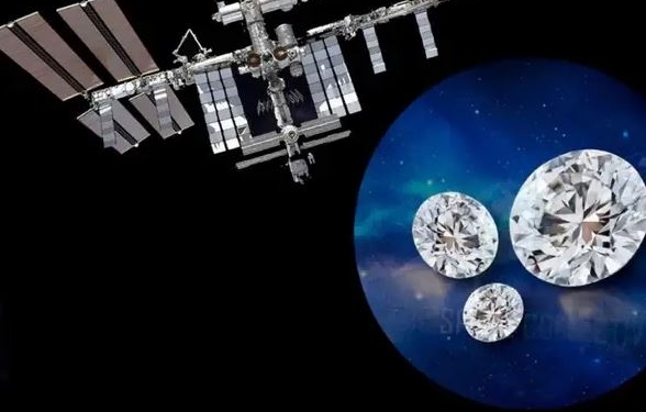 La Estación Espacial Internacional recibirá joyas que después saldrán a subasta
