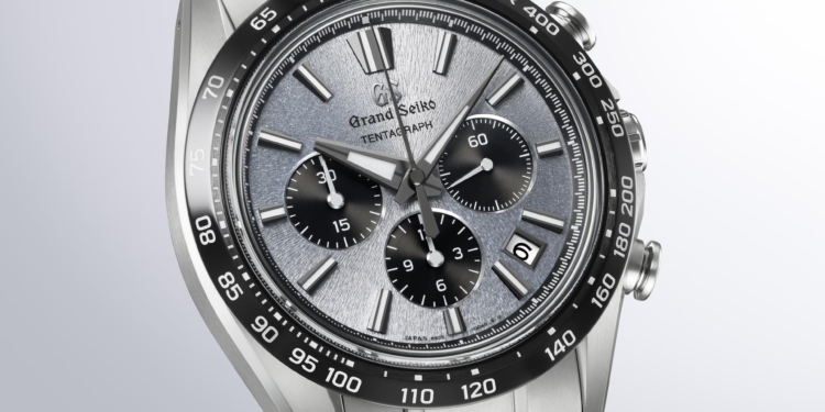 Nuevo reloj deportivo con el calibre Tentagraph