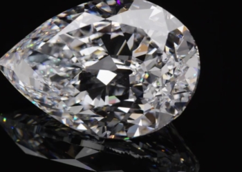 Sotheby’s subasta The Key 10138, el segundo diamante de pera más grande en el mercado público