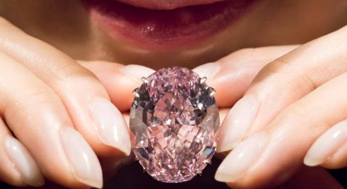 El Espíritu de la Rosa salva los resultados de Alrosa en 2020