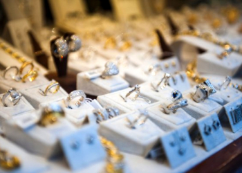 Diamantes Carrera lanza un servicio de liquidación de stock para joyerías