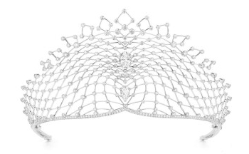 La tiara Lacis (Chaumet), en una boda imperial