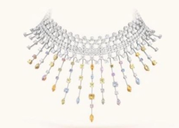 Van Cleef & Arpels presente en la colección ‘Un siglo de creaciones de diamantes’, en París